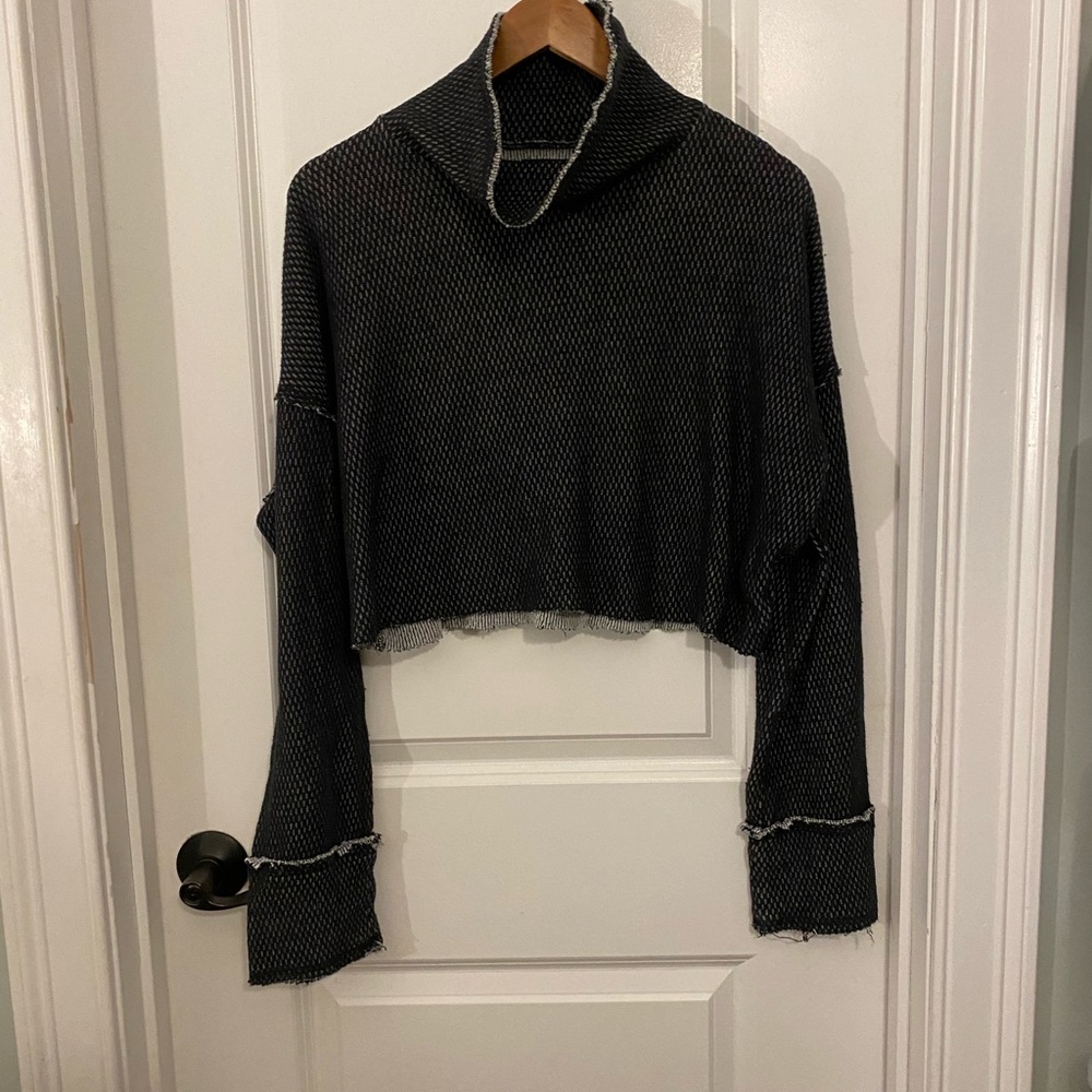 Urban Outfitters Out From Under Black and White Marled Cropped Knit Top